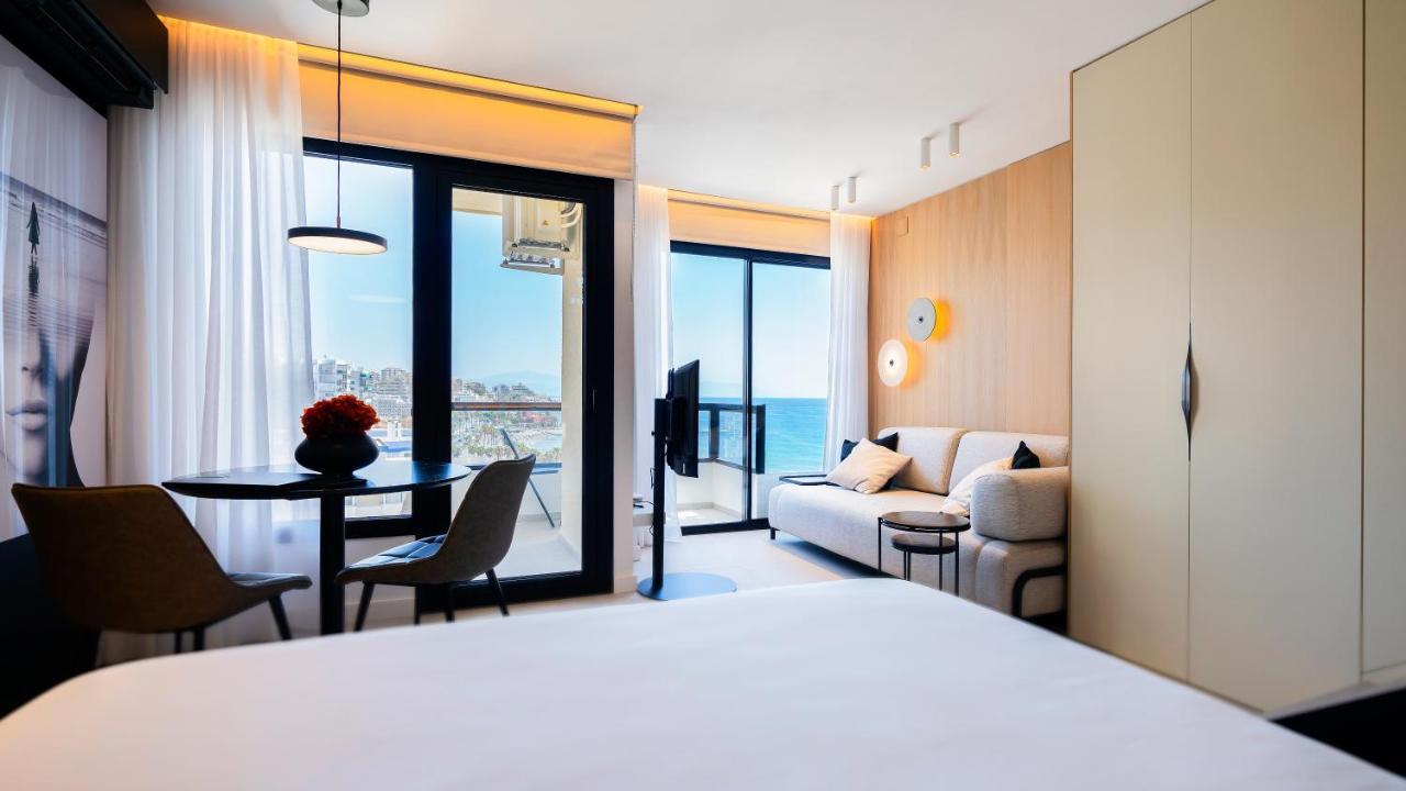 Aloha Apartamentos - Primera Linea De Playa - Vista Al Mar Benalmádena Extérieur photo